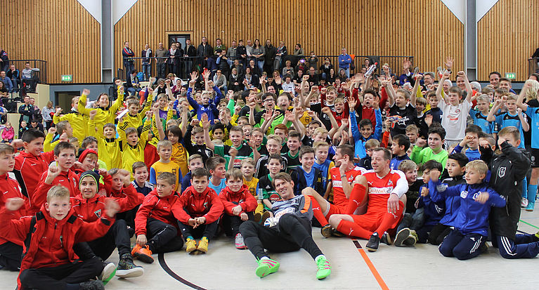 E-Jugend-Cup: Kicken für krebskranke Kinder