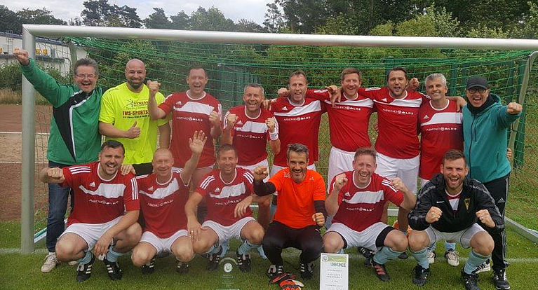 Eintracht Verlautenheide triumphiert bei Ü32-Mittelrheinmeisterschaft (+ Bildergalerie)