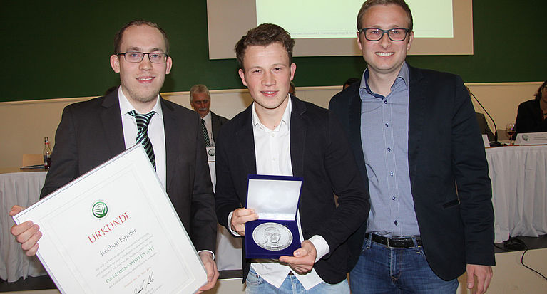 Marko-Tillmann-Plakette für Joschua Espeter